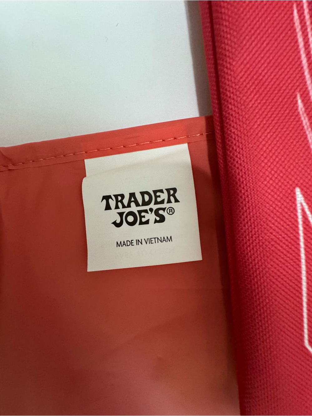 Trader Joe’s 2026 Mini Insulated Tote Bag Set of 3 NWT Limited - Picture 13 of 14